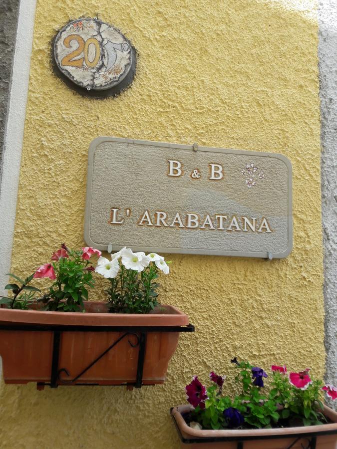 B&B L'Arabatana 皮耶特拉佩尔托萨 外观 照片